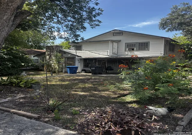 Photo 2 of Single family home for sale at 202 Benita, San Antonio, TX 78210 | MLS# 1893803 | Listing updated on 2025-08-30