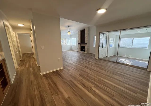 Photo 4 of Sale Pending at 16623 Crested Butte, San Antonio, TX 78247 | MLS# 1893807 | Listing updated on 2025-11-20
