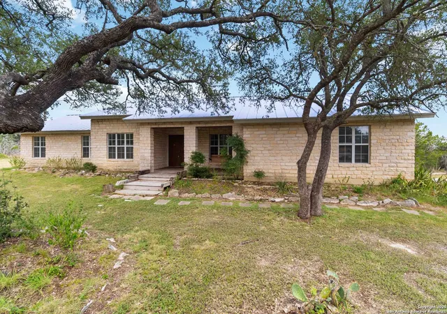 2nd image of 124 Turkey Trail, San Marcos, TX 78666 | MLS# 1893856
