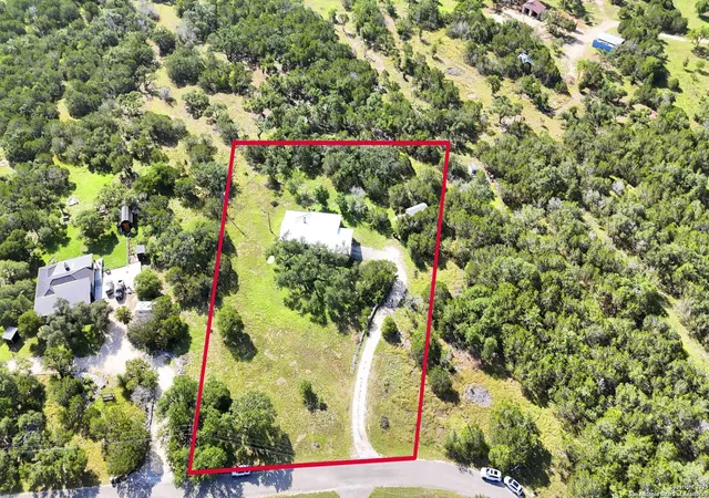 3rd image of 124 Turkey Trail, San Marcos, TX 78666 | MLS# 1893856