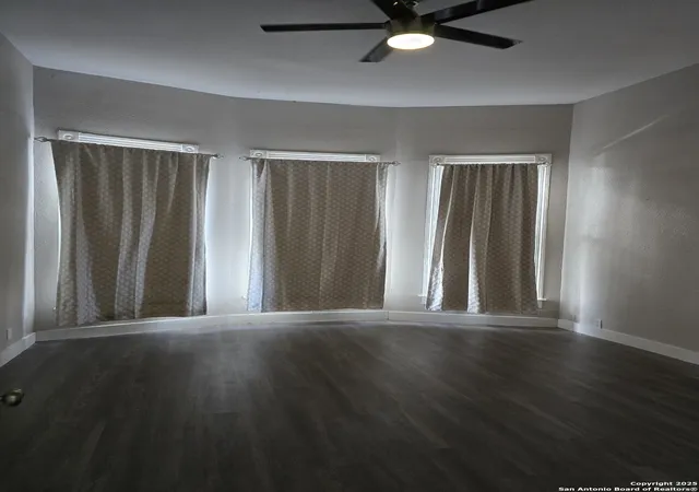 Photo 4 of Single family home for sale at 614 Cumberland, San Antonio, TX 78204 | MLS# 1893910 | Listing updated on 2025-11-03