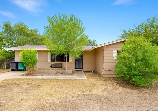 Photo 2 of Sale Pending at 7502 Apple Valley, San Antonio, TX 78242 | MLS# 1893934 | Listing updated on 2025-11-05