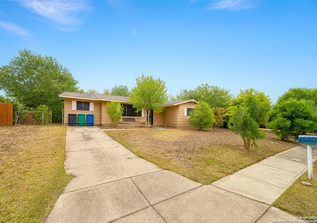 Photo 1 of Sale Pending at 7502 Apple Valley, San Antonio, TX 78242 | MLS# 1893934 | Listing updated on 2025-11-05