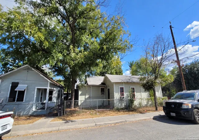 2nd image of 1825 El Paso, San Antonio, TX 78207 | MLS# 1893936