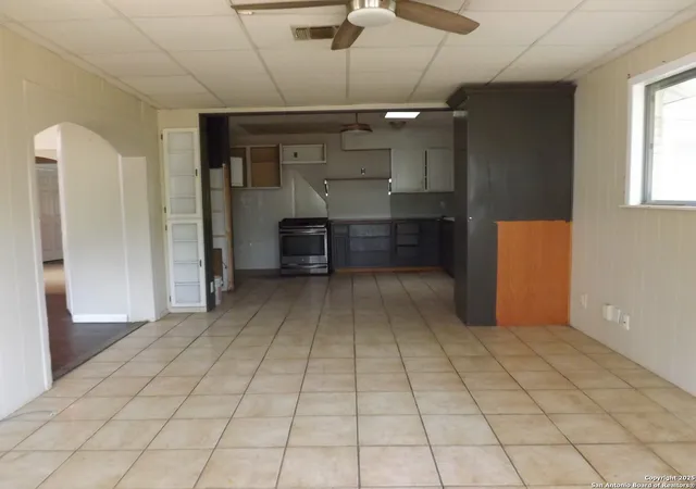3rd image of 7431 Westshire, San Antonio, TX 78227 | MLS# 1893953