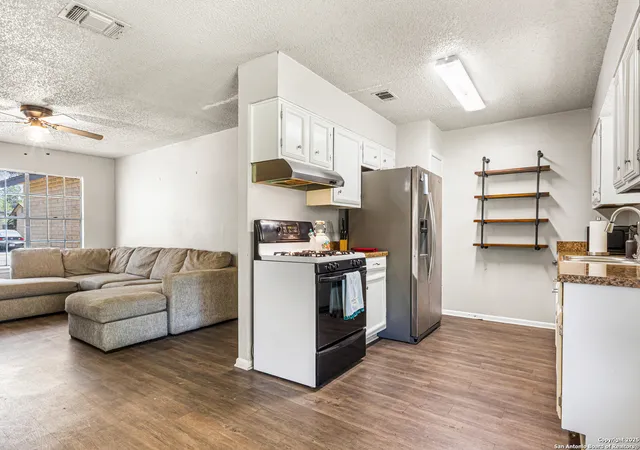 Photo 4 of Sale Pending at 9379 Valley Bnd, San Antonio, TX 78250 | MLS# 1894024 | Listing updated on 2025-12-10
