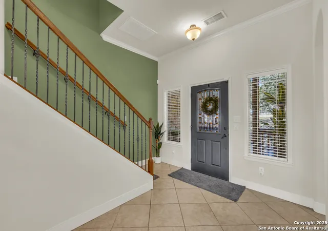 Photo 4 of Single family home for sale at 1126 Winding Creek, Spring Branch, TX 78070 | MLS# 1894041 | Listing updated on 2025-10-26