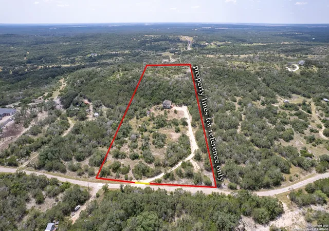 Photo 1 of Single family home for sale at 299 County Road 243, Hondo, TX 78861 | MLS# 1894135 | Listing updated on 2025-09-21