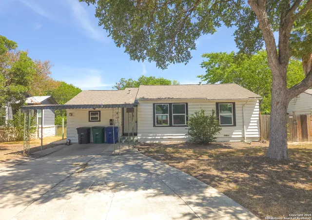 Photo 1 of Sale Pending at 839 Alametos, San Antonio, TX 78212 | MLS# 1894137 | Listing updated on 2025-12-01