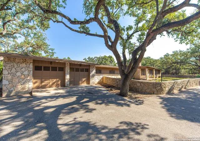 Photo 4 of Sale Pending at 5779 Ammann, Bulverde, TX 78163 | MLS# 1894213 | Listing updated on 2025-10-16