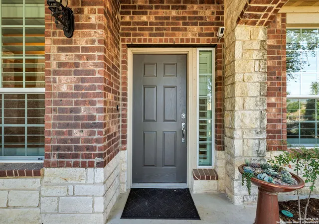 Photo 4 of Sale Pending at 12610 Lost Maples, San Antonio, TX 78253 | MLS# 1894232 | Listing updated on 2026-01-03
