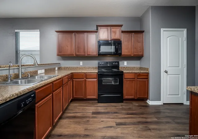 5th image of 6139 Still Meadow, San Antonio, TX 78222 | MLS# 1894264