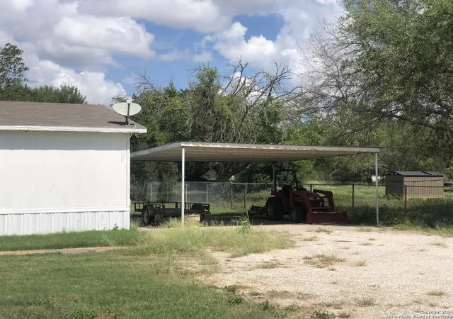 Photo 3 of Sale Pending at 10375 Sunny Lane, Atascosa, TX 78002 | MLS# 1894283 | Listing updated on 2025-11-04