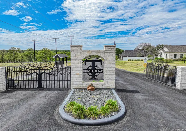 2nd image of 114 Timber Pl, La Vernia, TX 78121 | MLS# 1894296