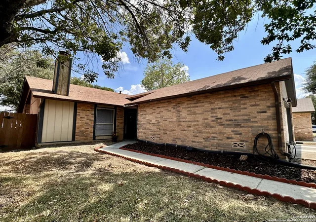 Photo 2 of Single family home for sale at 5742 Larkdale, San Antonio, TX 78233 | MLS# 1894332 | Listing updated on 2025-10-24