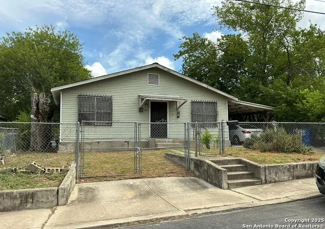 Photo 1 of Single family home for sale at 435 Blue Ridge, San Antonio, TX 78228 | MLS# 1894333 | Listing updated on 2025-09-30
