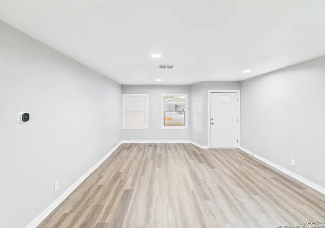 Photo 3 of Sale Pending at 9134 Ocean Gate, San Antonio, TX 78242 | MLS# 1894381 | Listing updated on 2025-12-10