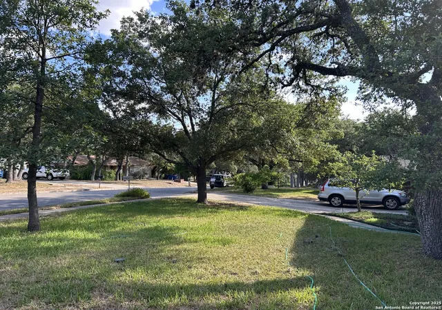 Photo 4 of Sale Pending at 10711 Janet Lee, San Antonio, TX 78230 | MLS# 1894388 | Listing updated on 2026-02-19