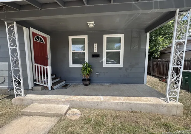 2nd image of 2223 Wildwood, San Antonio, TX 78201 | MLS# 1894430