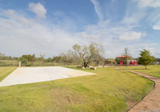 Photo 4 of Land for sale at 101 Red Oak Trail, La Vernia, TX 78121 | MLS# 1894488 | Listing updated on 2026-01-26