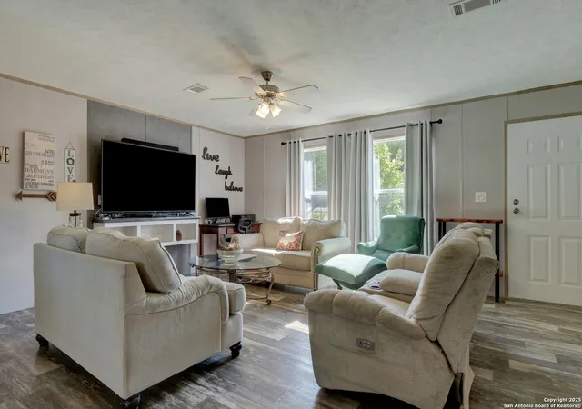 3rd image of 7846 Elk Dr, Spring Branch, TX 78070 | MLS# 1894528