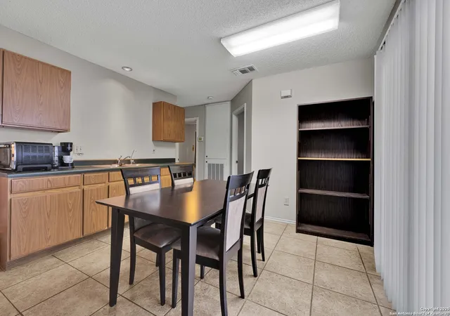 Photo 4 of Sale Pending at 7838 Cortland Oak, San Antonio, TX 78254 | MLS# 1894601 | Listing updated on 2025-12-05