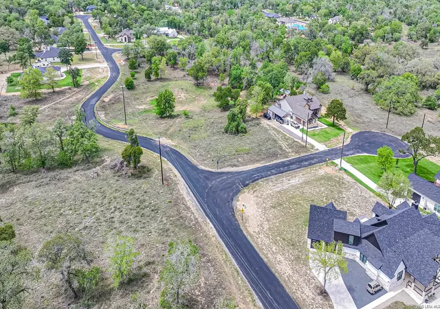 4th image of 113 Timber Heights, La Vernia, TX 78121 | MLS# 1894625
