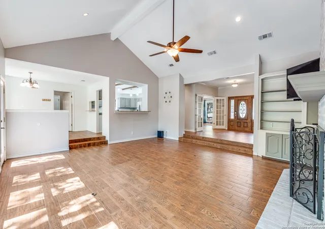 Photo 3 of Sale Pending at 8610 Marathon, Universal City, TX 78148 | MLS# 1894637 | Listing updated on 2025-10-02