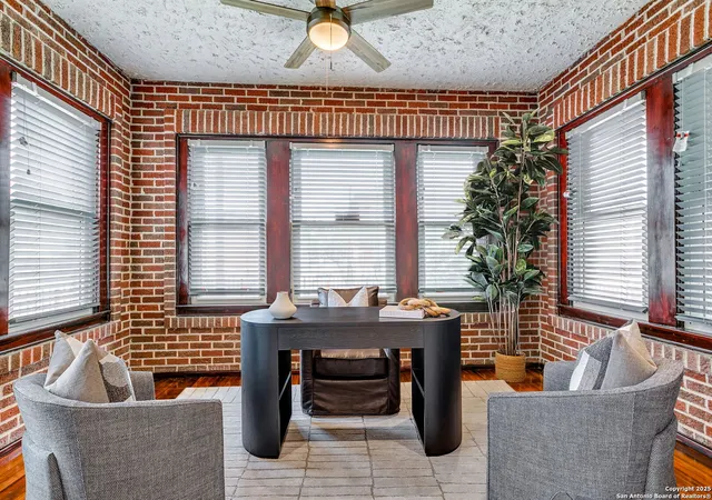 Photo 3 of Sale Pending at 1520 Virginia Blvd, San Antonio, TX 78203 | MLS# 1894649 | Listing updated on 2026-02-23