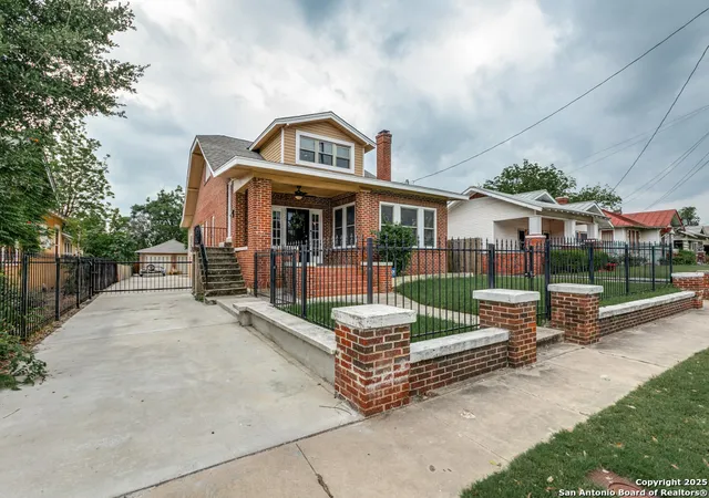 Photo 1 of Sale Pending at 1520 Virginia Blvd, San Antonio, TX 78203 | MLS# 1894649 | Listing updated on 2026-02-23