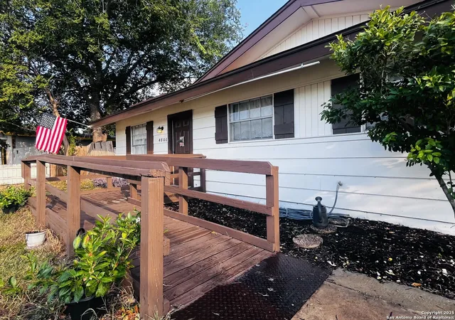Photo 1 of Single family home for sale at 4806 Castle Arms, San Antonio, TX 78218 | MLS# 1894651 | Listing updated on 2025-11-10