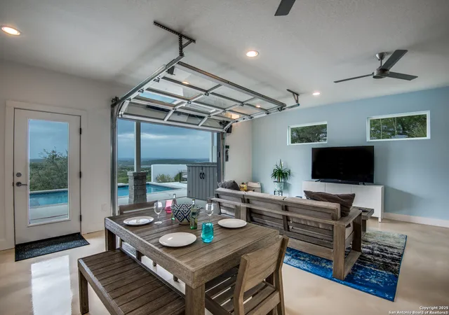 Photo 2 of Single family home for sale at 347 Hidden, Canyon Lake, TX 78133 | MLS# 1894678 | Listing updated on 2025-09-01