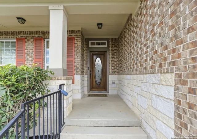 Photo 3 of Single family home for sale at 25151 Buttermilk Ln, San Antonio, TX 78255 | MLS# 1894682 | Listing updated on 2026-02-05