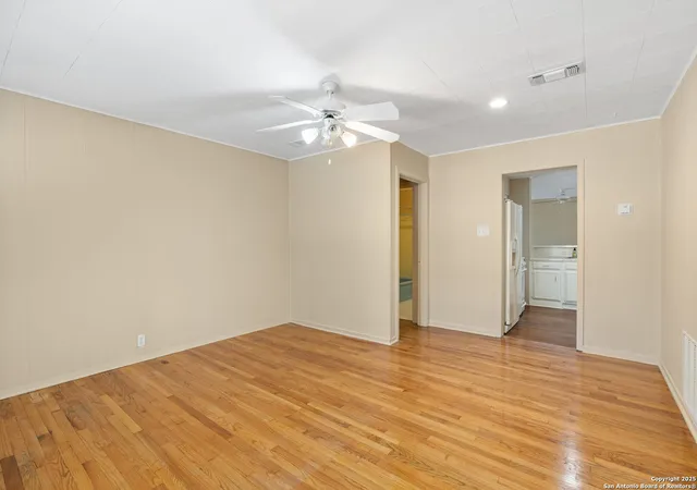 Photo 4 of Sale Pending at 342 Burwood, San Antonio, TX 78213 | MLS# 1894748 | Listing updated on 2026-01-11