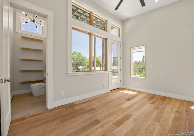Photo 3 of Multi family home for sale at 135 Louisiana, San Antonio, TX 78210 | MLS# 1894751 | Listing updated on 2025-12-30