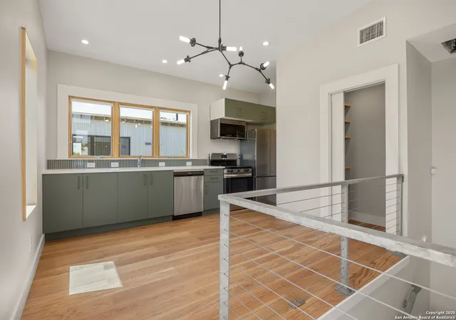 Photo 3 of House for sale at 135 Louisiana, San Antonio, TX 78210 | MLS# 1894751 | Listing updated on 2025-12-30
