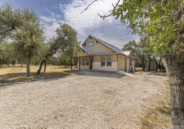 Photo 1 of Sale Pending at 800 Eastview, Canyon Lake, TX 78133 | MLS# 1894759 | Listing updated on 2025-10-16