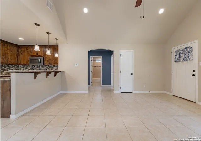 Photo 3 of Sale Pending at 800 Eastview, Canyon Lake, TX 78133 | MLS# 1894759 | Listing updated on 2025-10-16