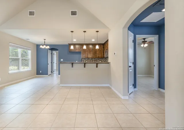 Photo 4 of Sale Pending at 800 Eastview, Canyon Lake, TX 78133 | MLS# 1894759 | Listing updated on 2025-10-16
