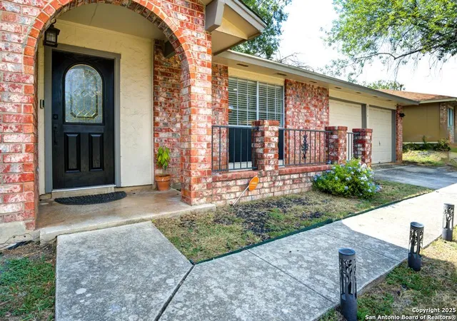 Photo 3 of Sale Pending at 8314 Windline, San Antonio, TX 78251 | MLS# 1894778 | Listing updated on 2025-12-01