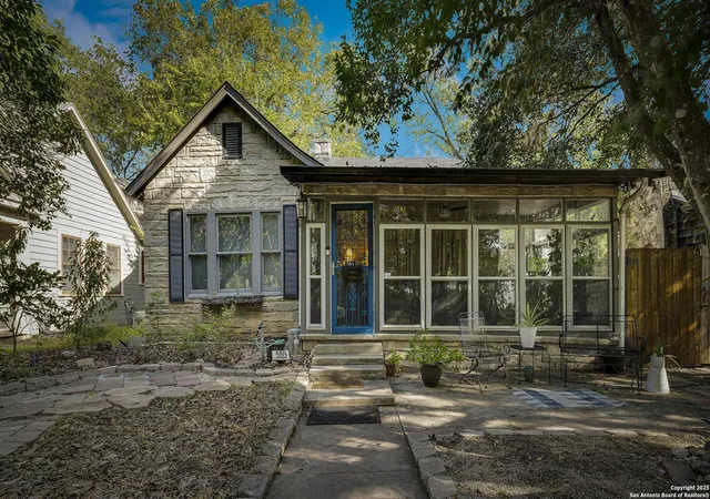 Photo 1 of Single family home for sale at 555 E Craig, San Antonio, TX 78212 | MLS# 1894783 | Listing updated on 2026-03-31