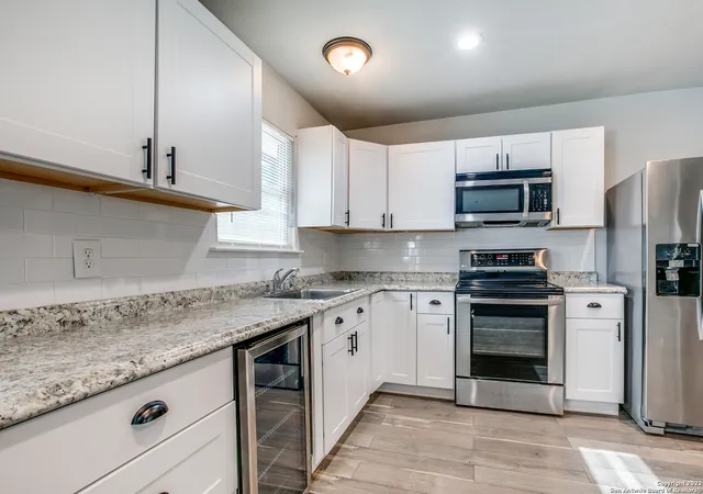 Photo 3 of Sale Pending at 211 Stardust, San Antonio, TX 78228 | MLS# 1894807 | Listing updated on 2026-04-21