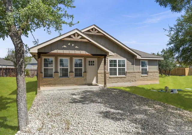 1st image of 1229 Bob White, Spring Branch, TX 78070 | MLS# 1894842