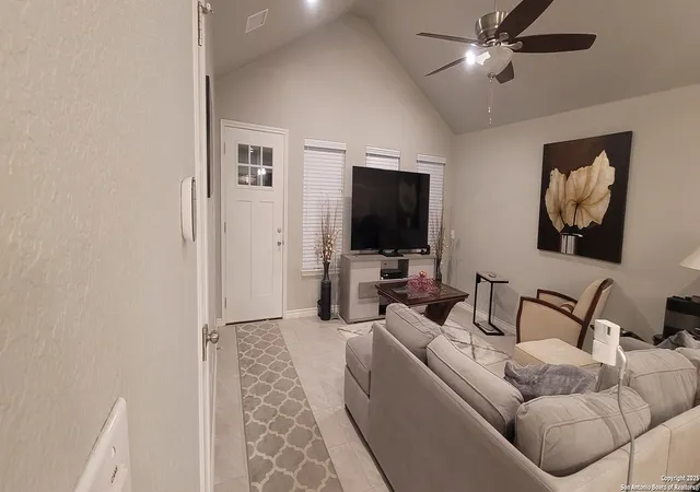 Photo 3 of Single family home for sale at 1229 Bob White, Spring Branch, TX 78070 | MLS# 1894842 | Listing updated on 2025-12-10