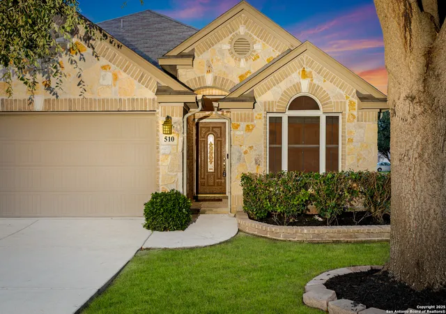 Photo 2 of Single family home for sale at 510 Turnberry Way, Cibolo, TX 78108 | MLS# 1894915 | Listing updated on 2025-10-29