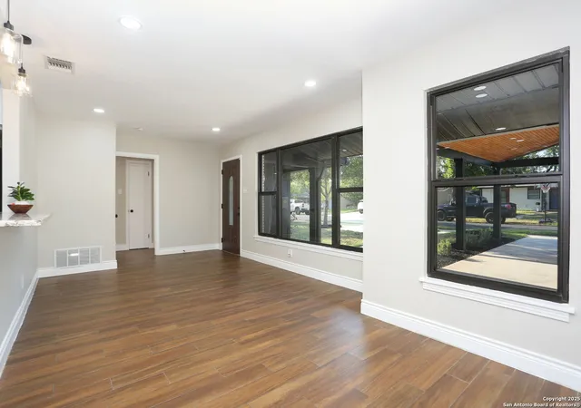 5th image of 527 Future, San Antonio, TX 78213 | MLS# 1894928