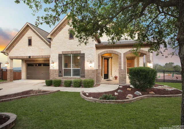 Photo 3 of Sale Pending at 17003 Chianti Rdg, San Antonio, TX 78255 | MLS# 1894934 | Listing updated on 2025-09-08