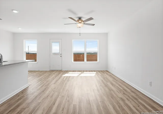 Photo 3 of Single family home for sale at 16025 Stratford Cove, Lytle, TX 78052 | MLS# 1894965 | Listing updated on 2025-11-25