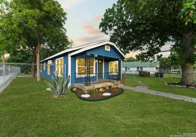 Photo 1 of Sale Pending at 2602 S Olive St, San Antonio, TX 78210 | MLS# 1894998 | Listing updated on 2025-11-02