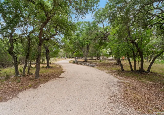 Photo 3 of Sale Pending at 518 Mountain Crk Trl, Boerne, TX 78006 | MLS# 1895005 | Listing updated on 2025-10-30